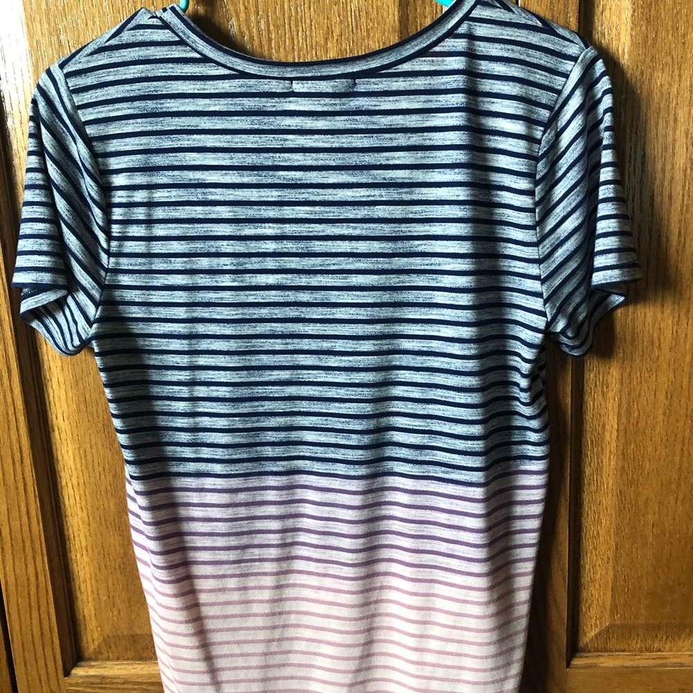 Maurices Tee - Picture 2 of 2